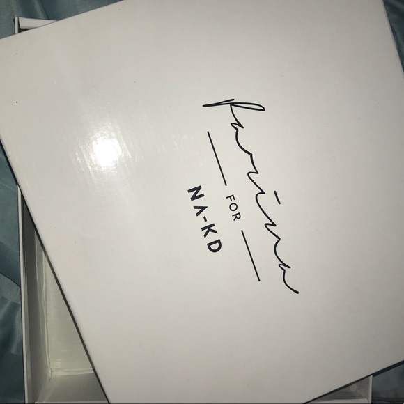 Over the knee boots - Picture 5 of 5